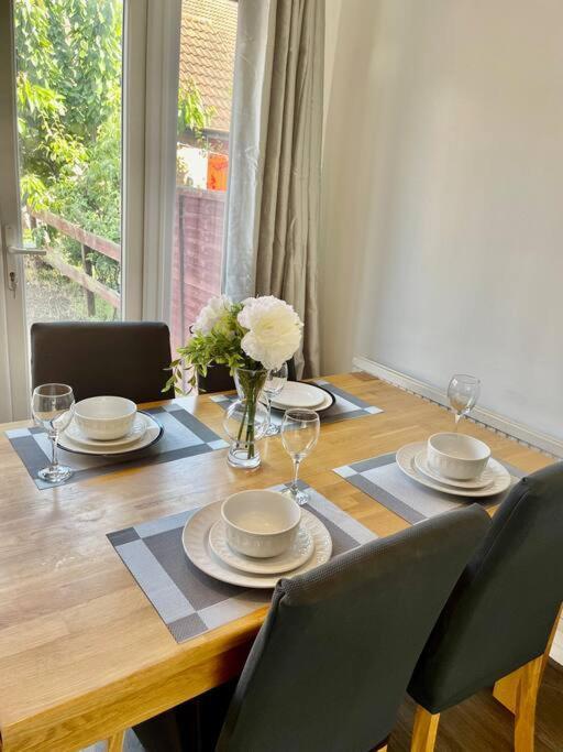 The Herald House Dartford 3 Bedroom Apartment Exterior foto